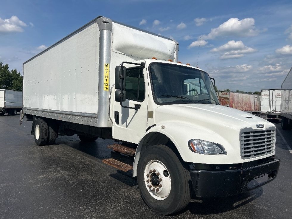 Medium Duty Box Truck-Light and Medium Duty Trucks-Freightliner-2020-M2-Louisville-KY-211,318\n\t\tmiles-$ 48,500 - Image 1