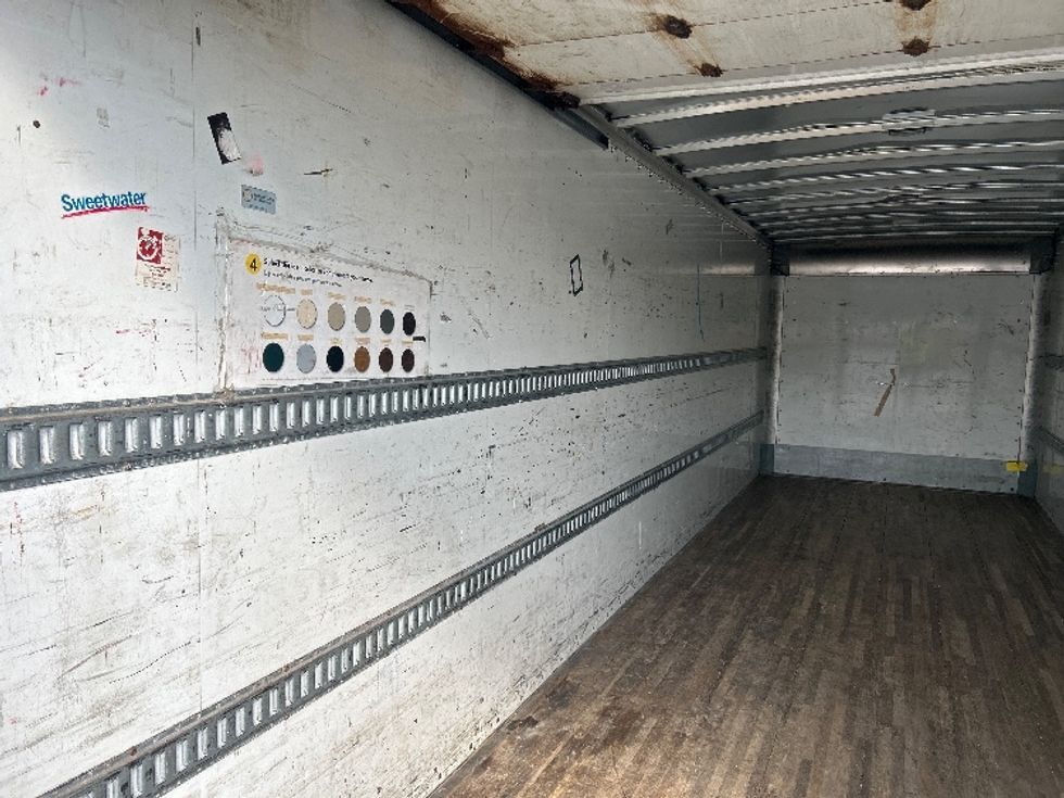 Medium Duty Box Truck-Light and Medium Duty Trucks-Freightliner-2020-M2-Louisville-KY-211,318\n\t\tmiles-$ 48,500 - Image 11