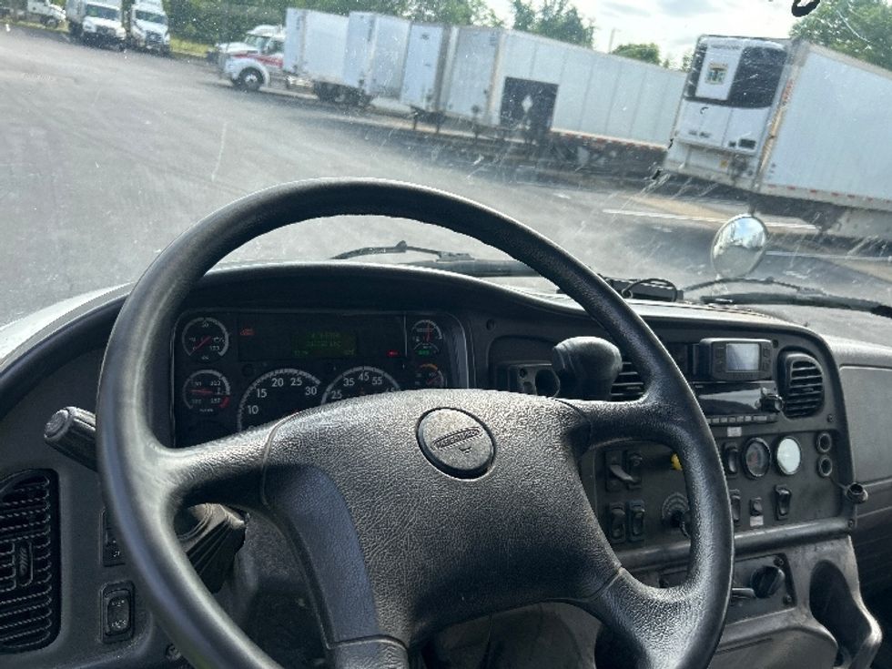 Medium Duty Box Truck-Light and Medium Duty Trucks-Freightliner-2020-M2-Louisville-KY-212,039\n\t\tmiles-$ 47,250 - Image 17