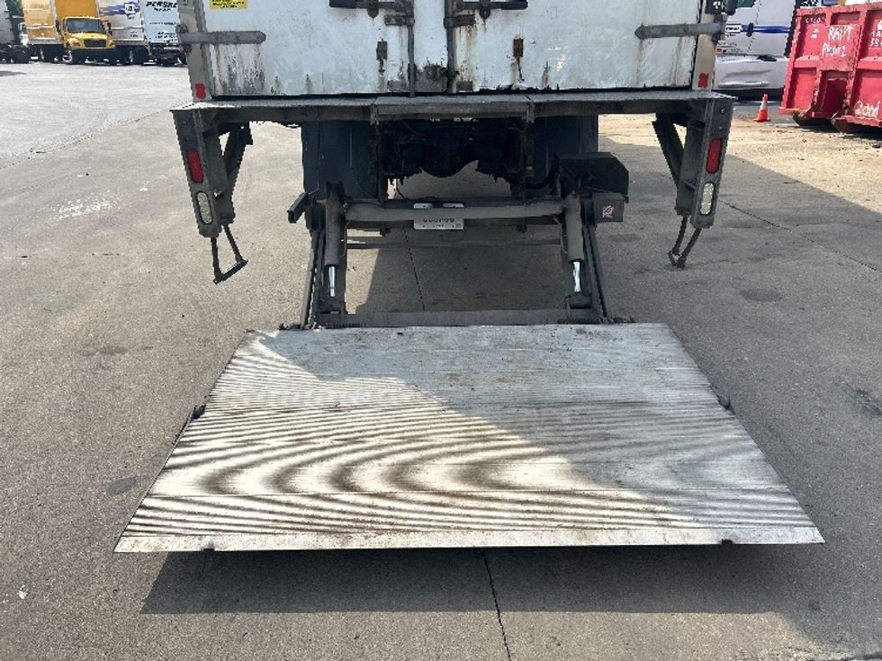 Medium Duty Box Truck-Light and Medium Duty Trucks-Freightliner-2020-M2-Louisville-KY-212,039\n\t\tmiles-$ 47,250 - Image 9