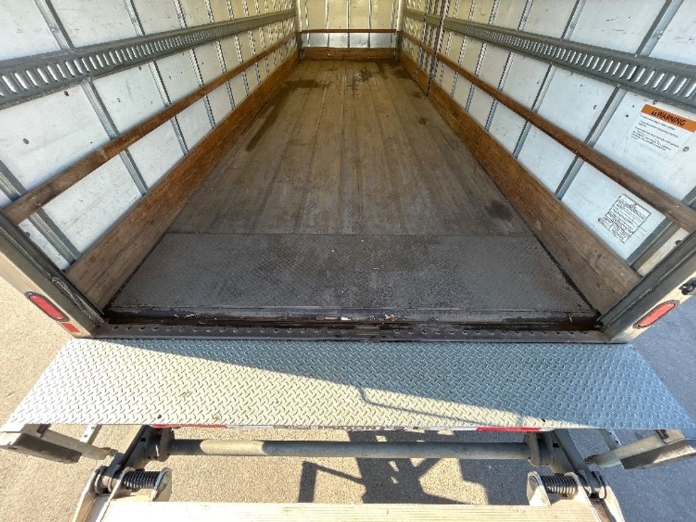 Medium Duty Box Truck-Light and Medium Duty Trucks-Freightliner-2020-M2-Louisville-KY-227,443\n\t\tmiles-$ 54,250 - Image 10
