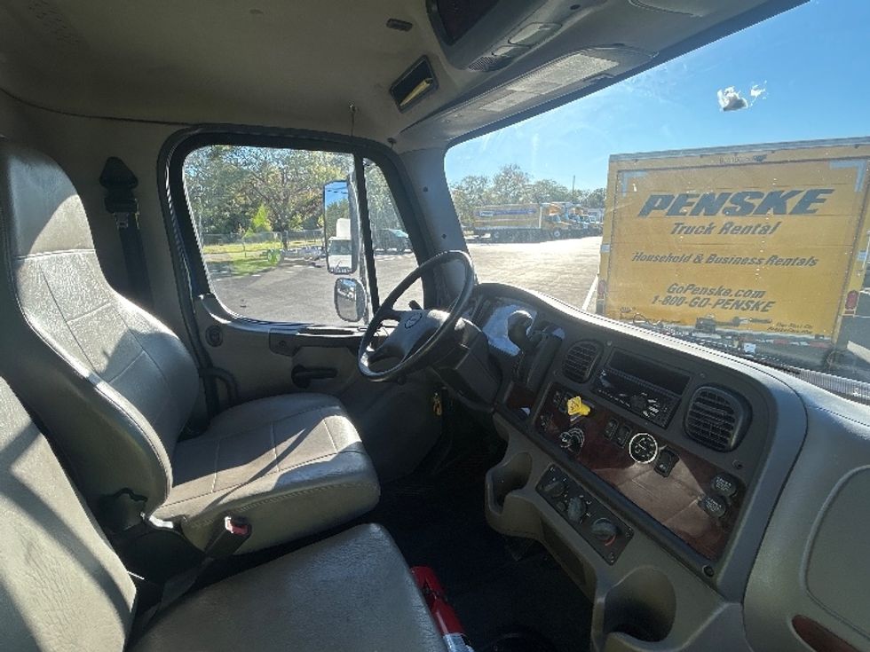 Medium Duty Box Truck-Light and Medium Duty Trucks-Freightliner-2020-M2-Louisville-KY-327,071\n\t\tmiles-$ 27,500 - Image 22