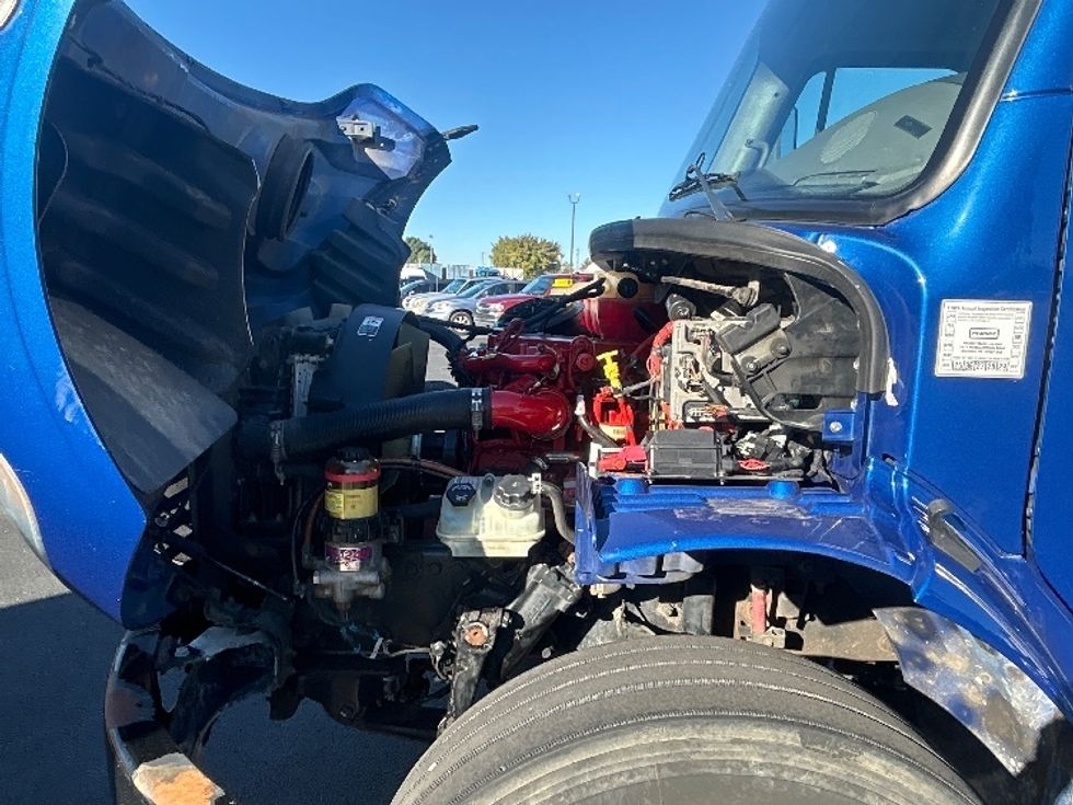 Medium Duty Box Truck-Light and Medium Duty Trucks-Freightliner-2020-M2-Louisville-KY-327,071\n\t\tmiles-$ 27,500 - Image 24