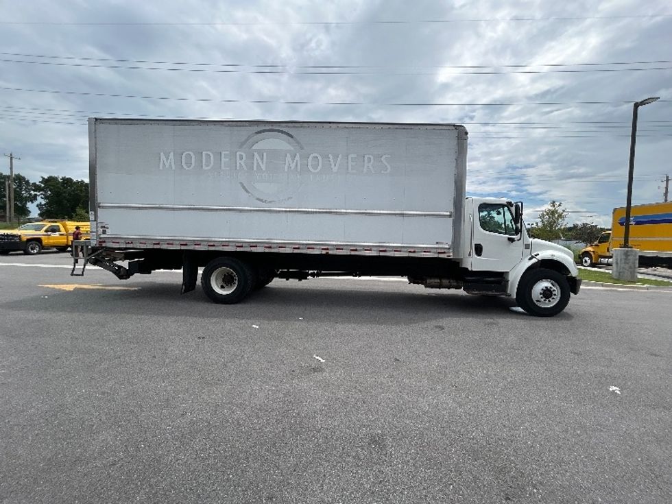Medium Duty Box Truck-Light and Medium Duty Trucks-Freightliner-2020-M2-Lowell-AR-128,355\n\t\tmiles-$ 64,500 - Image 15
