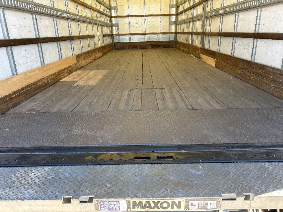 Medium Duty Box Truck-Light and Medium Duty Trucks-Freightliner-2020-M2-Lubbock-TX-180,884\n\t\tmiles-$ 41,250 - Image 10