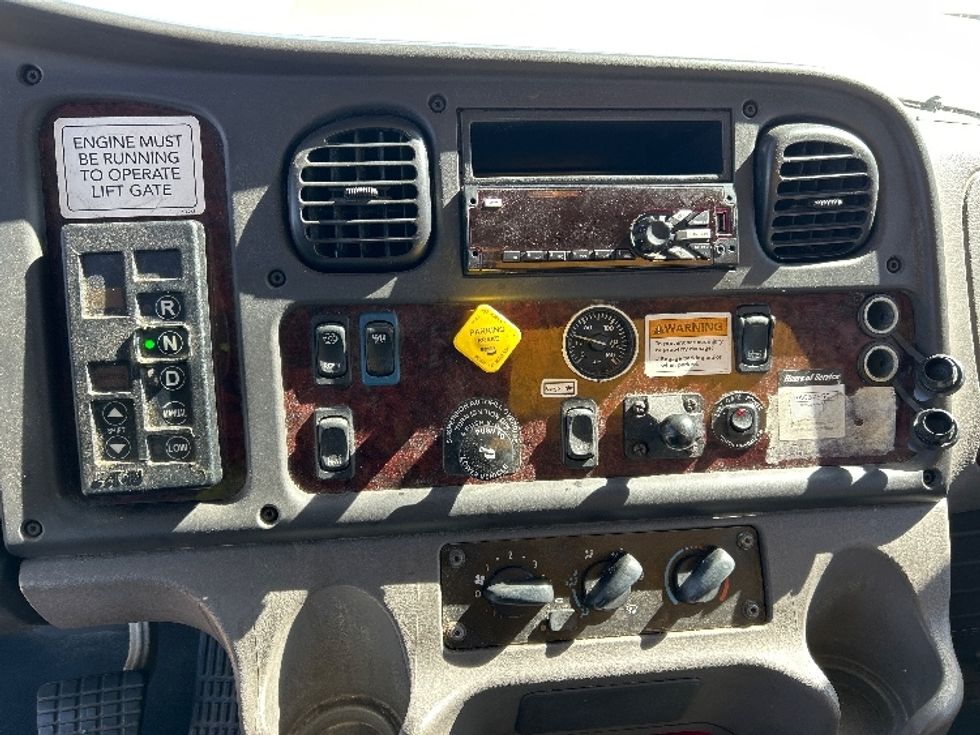 Medium Duty Box Truck-Light and Medium Duty Trucks-Freightliner-2020-M2-Lubbock-TX-180,884\n\t\tmiles-$ 41,250 - Image 25