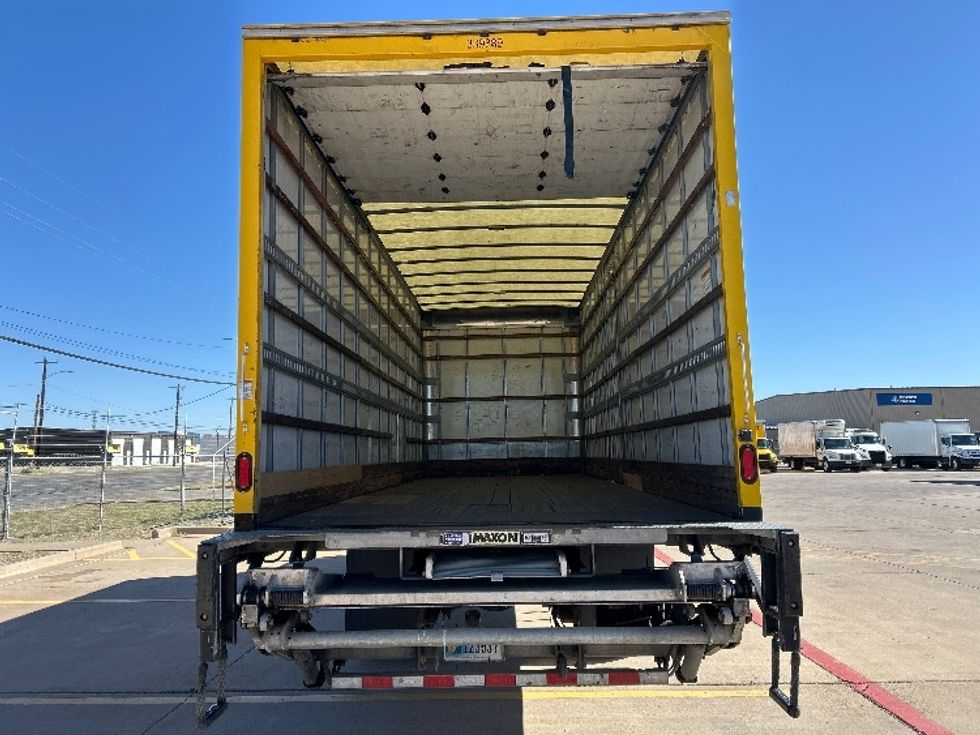 Medium Duty Box Truck-Light and Medium Duty Trucks-Freightliner-2020-M2-Lubbock-TX-180,884\n\t\tmiles-$ 41,250 - Image 8