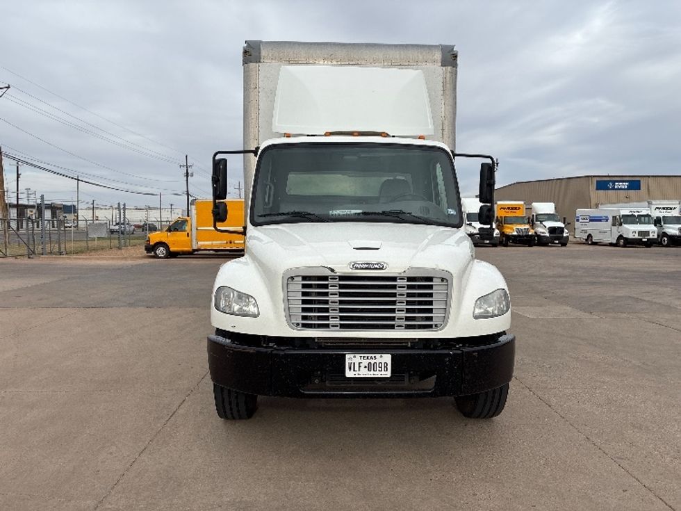 Medium Duty Box Truck-Light and Medium Duty Trucks-Freightliner-2020-M2-Lubbock-TX-240,879\n\t\tmiles-$ 39,750 - Image 2