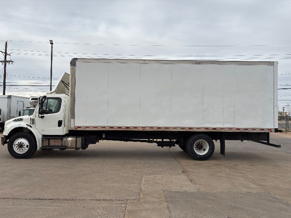 Medium Duty Box Truck-Light and Medium Duty Trucks-Freightliner-2020-M2-Lubbock-TX-240,879\n\t\tmiles-$ 39,750 - Image 4
