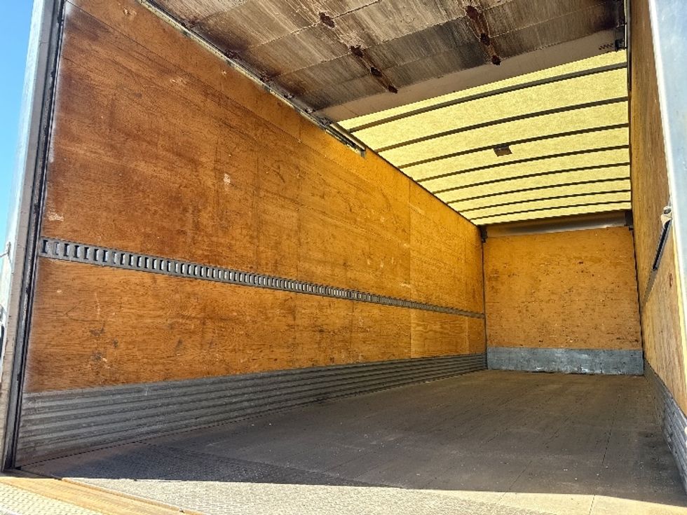 Medium Duty Box Truck-Light and Medium Duty Trucks-Freightliner-2020-M2-Mansfield-OH-169,741\n\t\tmiles-$ 50,500 - Image 11