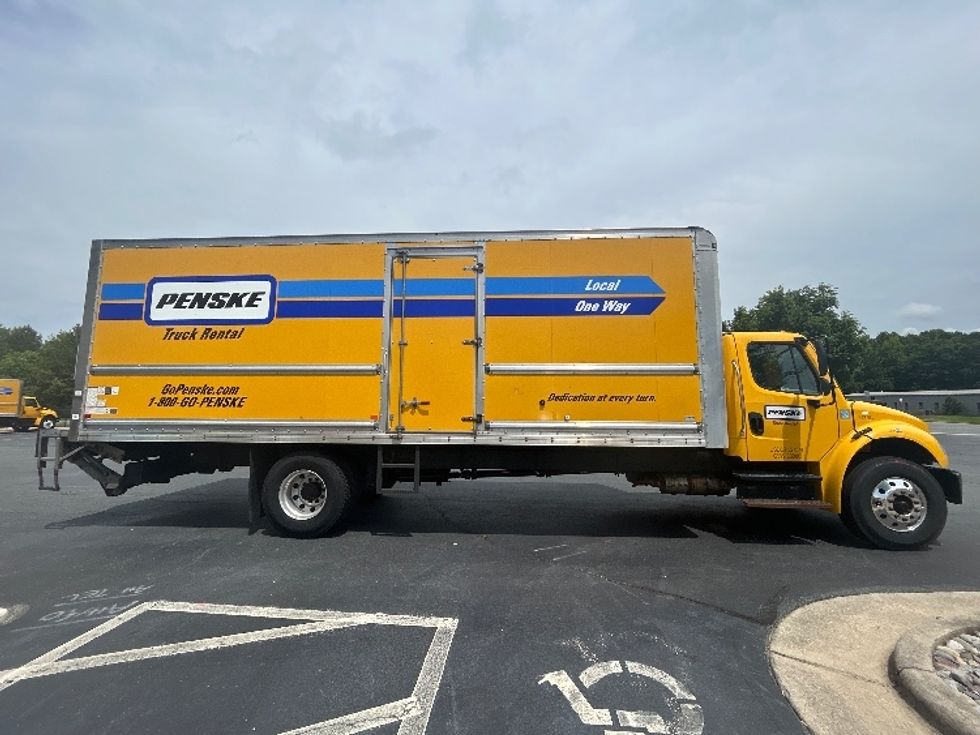Medium Duty Box Truck-Light and Medium Duty Trucks-Freightliner-2020-M2-Martinsville-VA-174,563\n\t\tmiles-$ 47,250 - Image 11