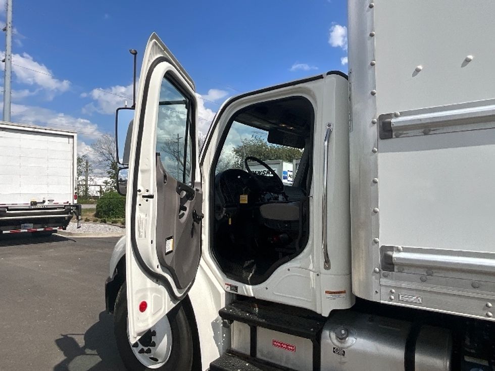 Medium Duty Box Truck-Light and Medium Duty Trucks-Freightliner-2020-M2-Mcdonough-GA-147,983\n\t\tmiles-$ 61,500 - Image 16