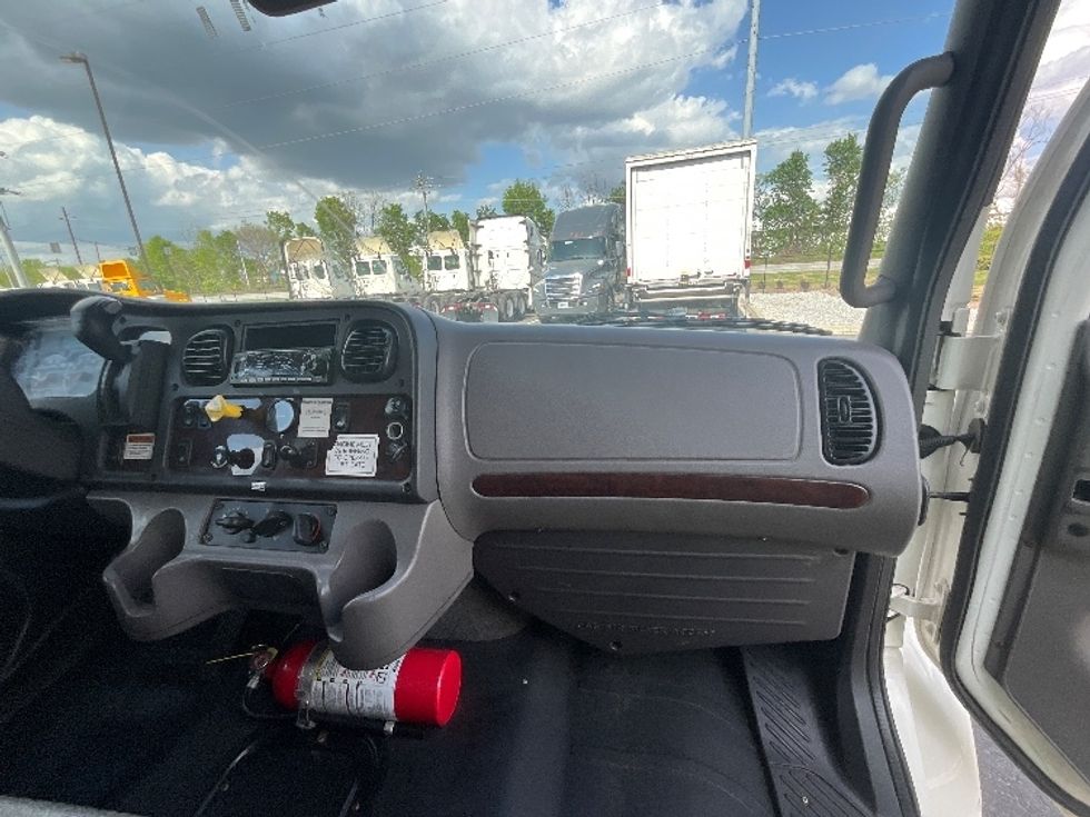 Medium Duty Box Truck-Light and Medium Duty Trucks-Freightliner-2020-M2-Mcdonough-GA-147,983\n\t\tmiles-$ 61,500 - Image 21