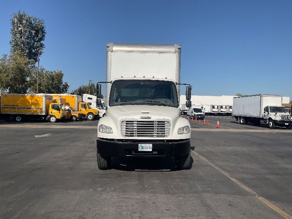 Medium Duty Box Truck-Light and Medium Duty Trucks-Freightliner-2020-M2-Mcdonough-GA-186,532\n\t\tmiles-$ 49,000 - Image 2