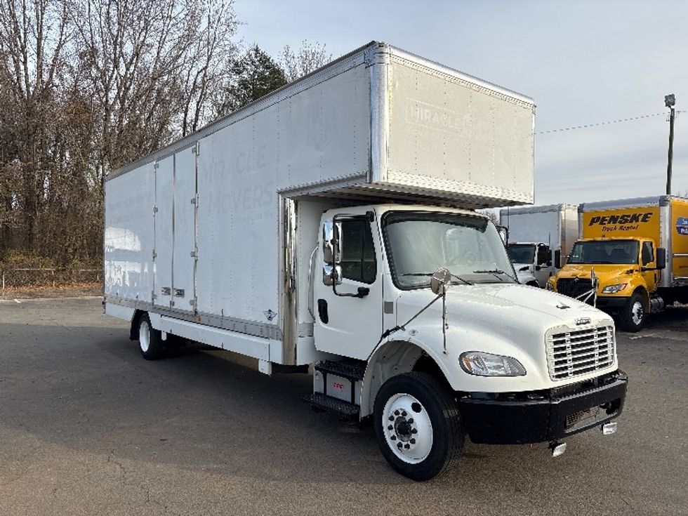 Medium Duty Box Truck-Light and Medium Duty Trucks-Freightliner-2020-M2-Mebane-NC-147,643\n\t\tmiles-$ 70,500 - Image 1