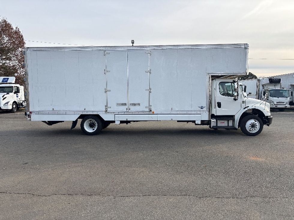 Medium Duty Box Truck-Light and Medium Duty Trucks-Freightliner-2020-M2-Mebane-NC-147,643\n\t\tmiles-$ 70,500 - Image 15