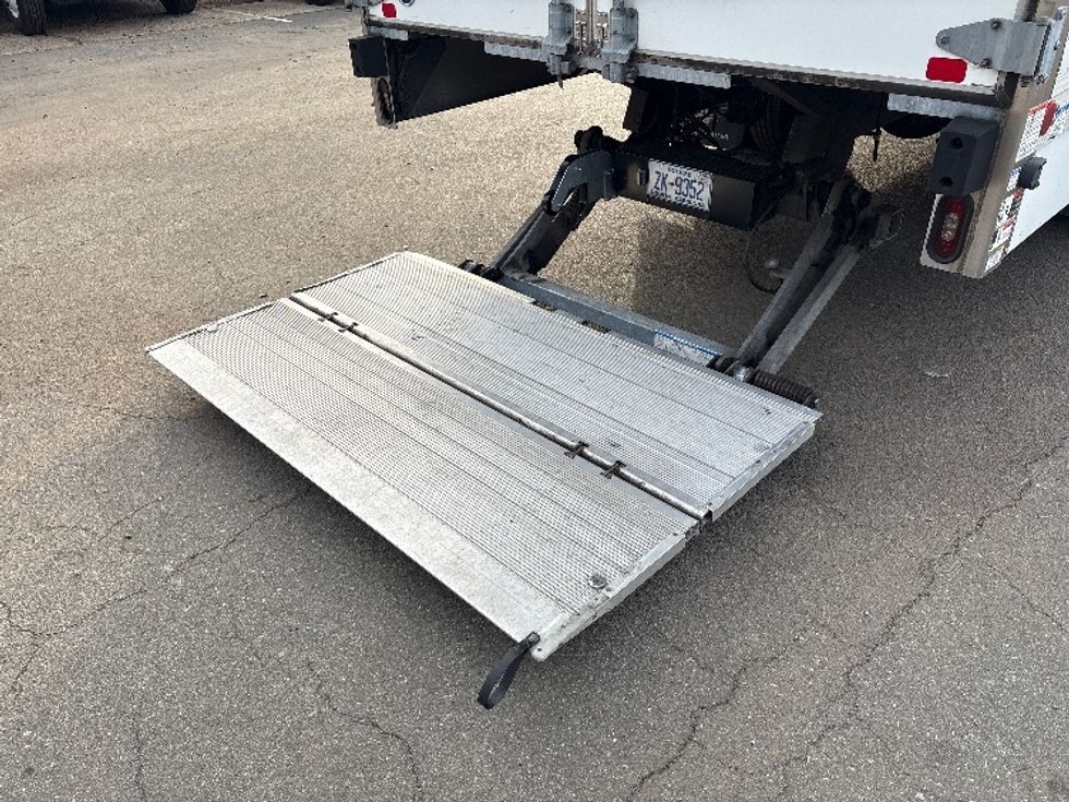 Medium Duty Box Truck-Light and Medium Duty Trucks-Freightliner-2020-M2-Mebane-NC-147,643\n\t\tmiles-$ 70,500 - Image 9