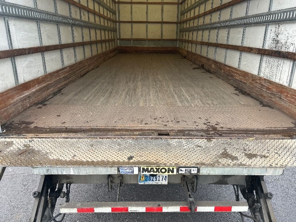 Medium Duty Box Truck-Light and Medium Duty Trucks-Freightliner-2020-M2-Mebane-NC-175,301\n\t\tmiles-$ 38,250 - Image 10