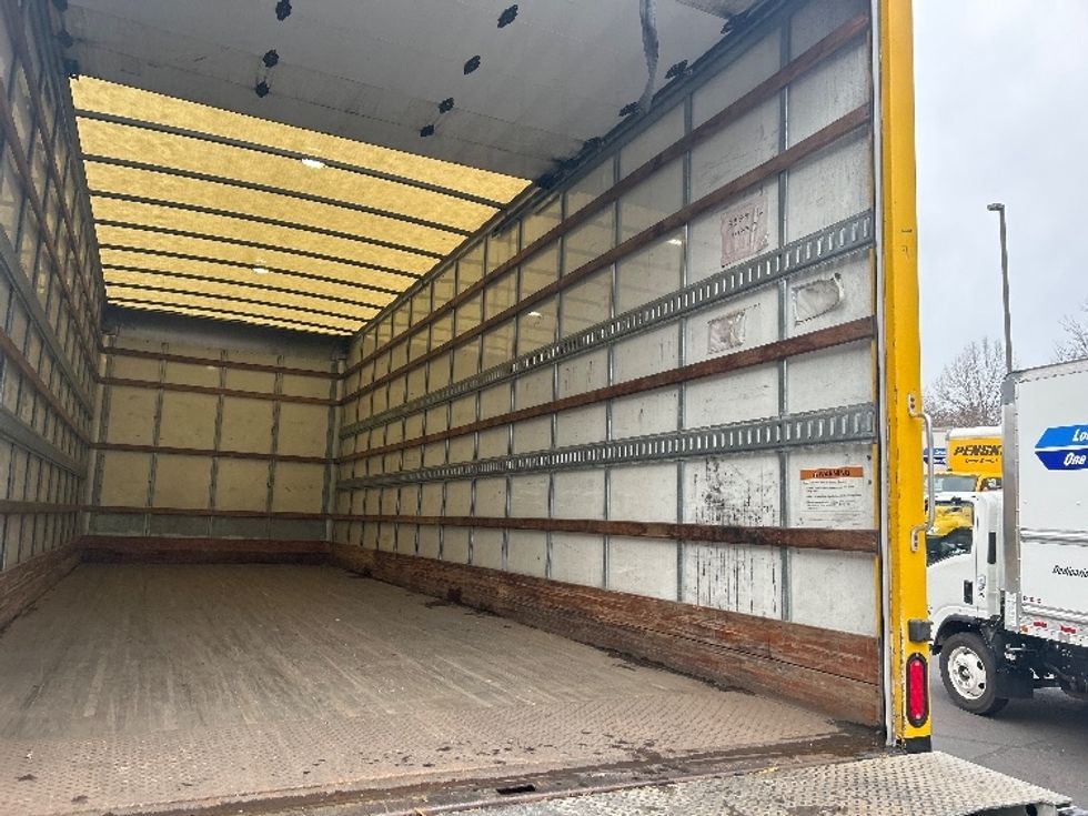 Medium Duty Box Truck-Light and Medium Duty Trucks-Freightliner-2020-M2-Mebane-NC-175,301\n\t\tmiles-$ 38,250 - Image 12