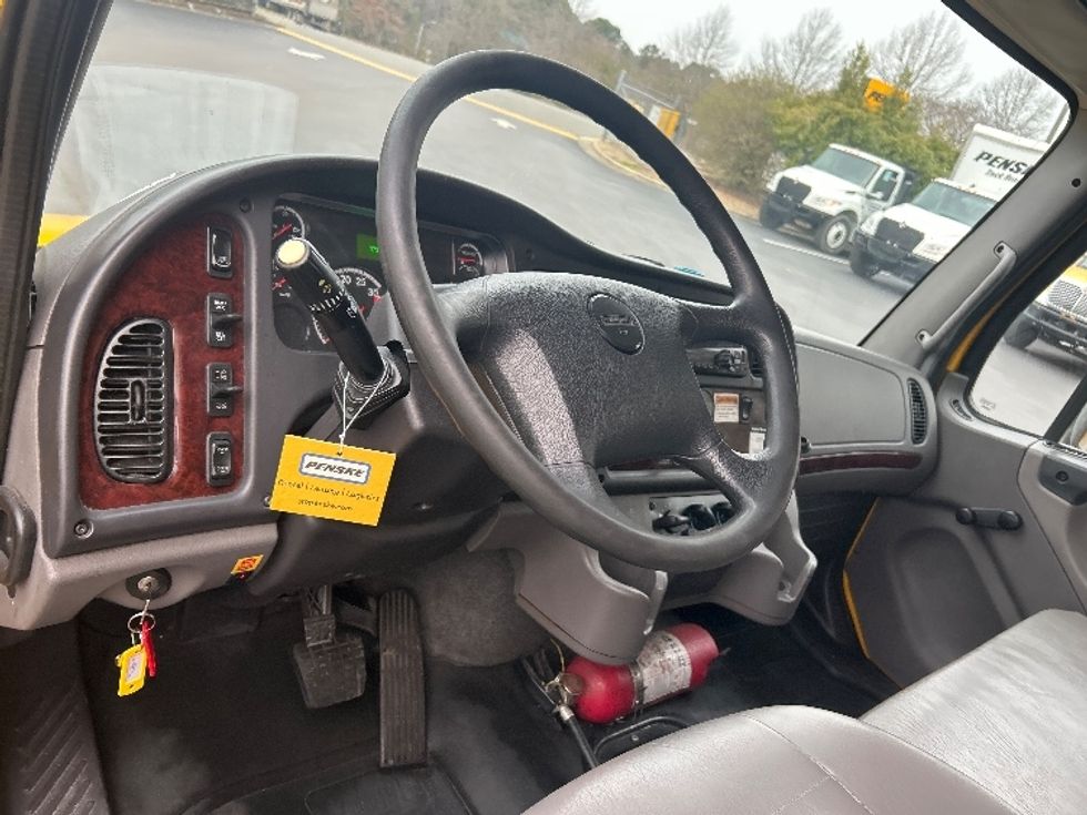 Medium Duty Box Truck-Light and Medium Duty Trucks-Freightliner-2020-M2-Mebane-NC-175,301\n\t\tmiles-$ 38,250 - Image 17