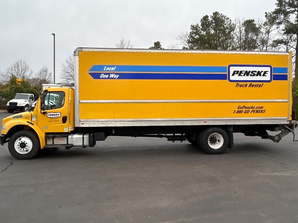 Medium Duty Box Truck-Light and Medium Duty Trucks-Freightliner-2020-M2-Mebane-NC-175,301\n\t\tmiles-$ 38,250 - Image 4
