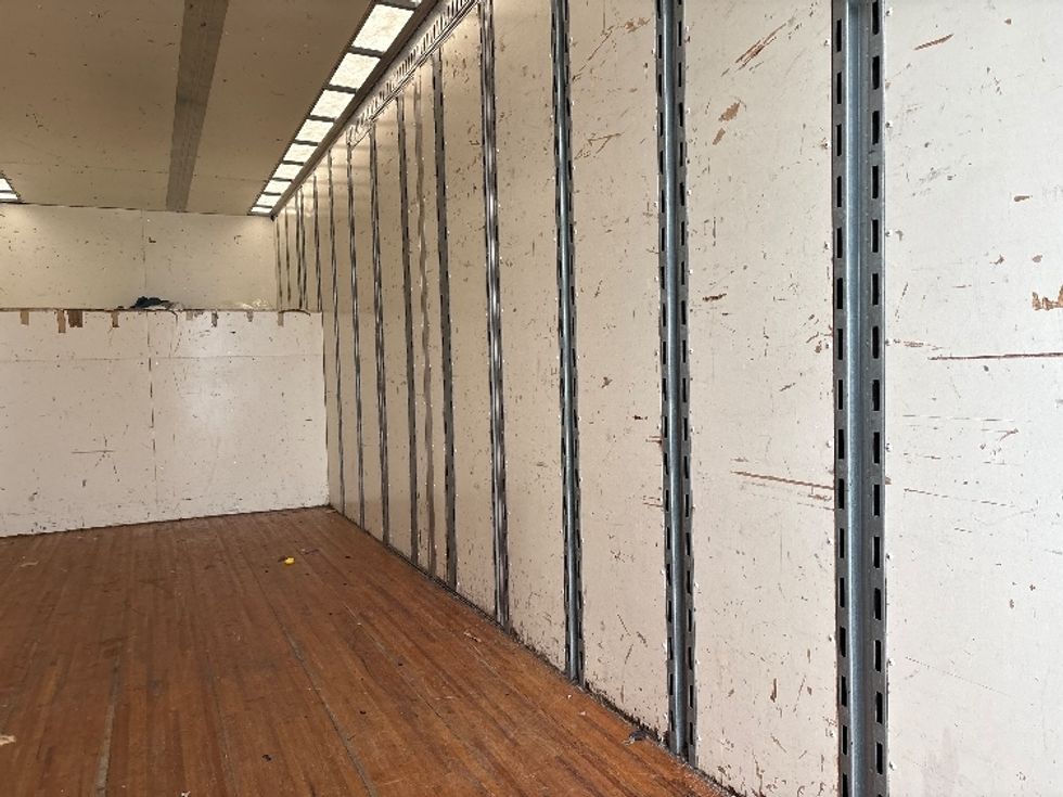 Medium Duty Box Truck-Light and Medium Duty Trucks-Freightliner-2020-M2-Mebane-NC-185,000\n\t\tmiles-$ 62,000 - Image 11