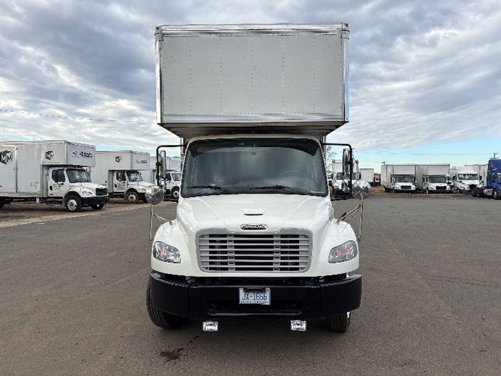 Medium Duty Box Truck-Light and Medium Duty Trucks-Freightliner-2020-M2-Mebane-NC-185,000\n\t\tmiles-$ 62,000 - Image 2