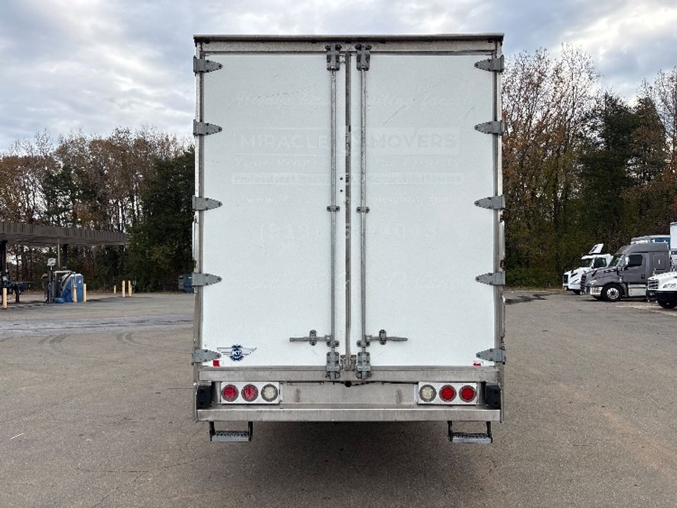 Medium Duty Box Truck-Light and Medium Duty Trucks-Freightliner-2020-M2-Mebane-NC-185,000\n\t\tmiles-$ 62,000 - Image 7