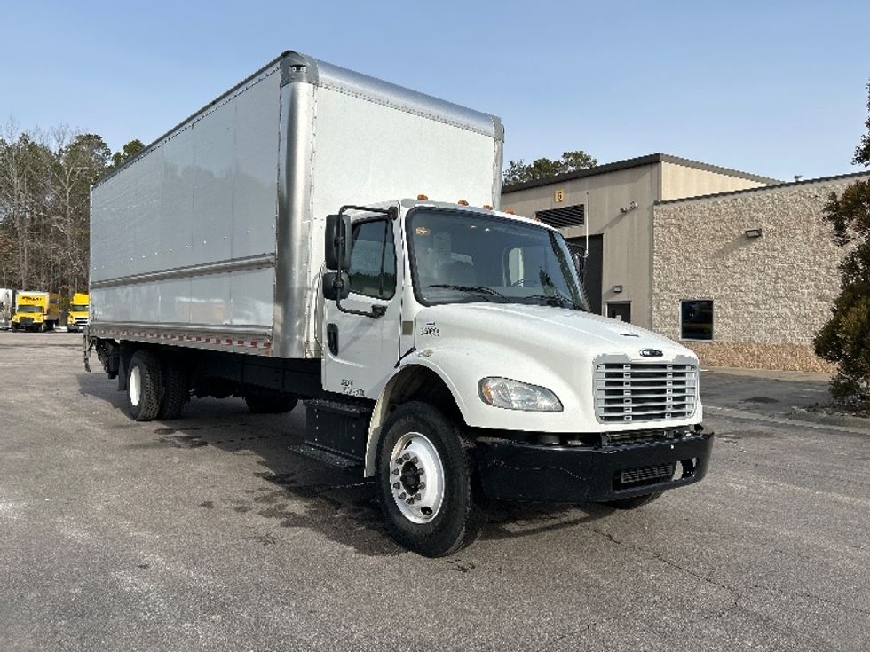 Medium Duty Box Truck-Light and Medium Duty Trucks-Freightliner-2020-M2-Mebane-NC-204,868\n\t\tmiles-$ 45,750 - Image 1