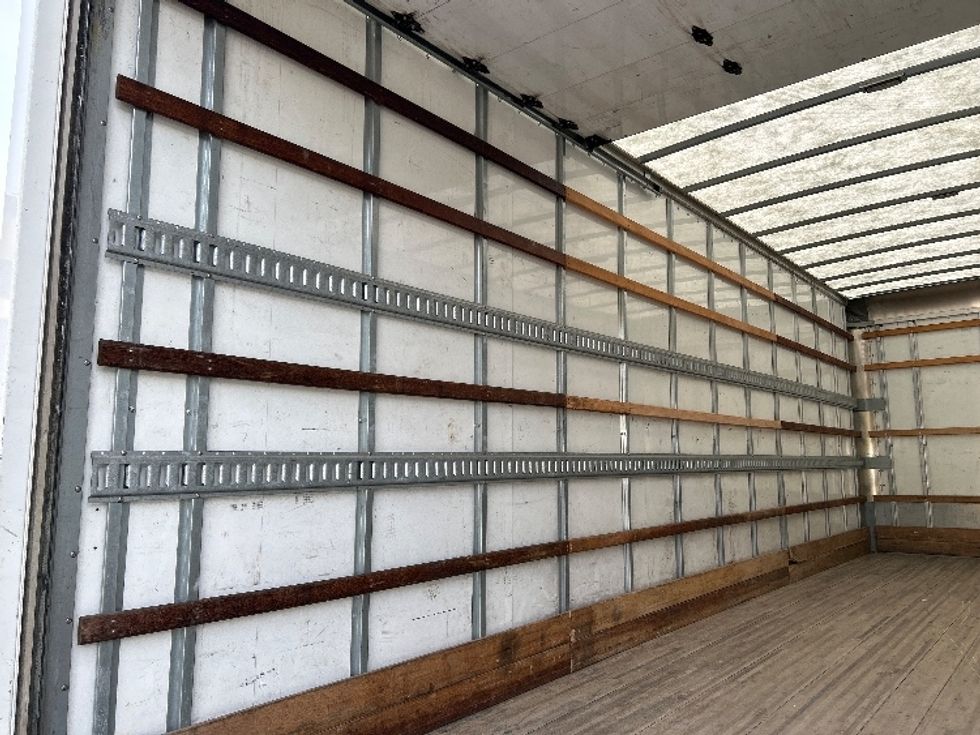 Medium Duty Box Truck-Light and Medium Duty Trucks-Freightliner-2020-M2-Mebane-NC-204,868\n\t\tmiles-$ 45,750 - Image 11