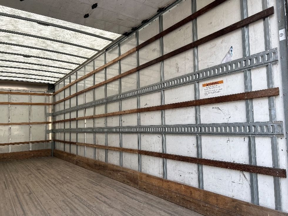 Medium Duty Box Truck-Light and Medium Duty Trucks-Freightliner-2020-M2-Mebane-NC-204,868\n\t\tmiles-$ 45,750 - Image 12