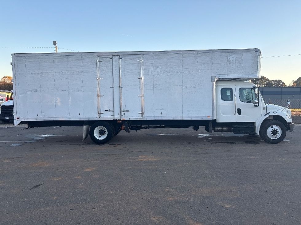 Medium Duty Box Truck-Light and Medium Duty Trucks-Freightliner-2020-M2-Mebane-NC-224,066\n\t\tmiles-$ 62,000 - Image 14
