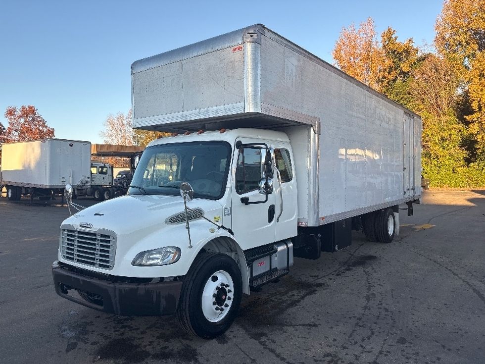 2020 Freightliner M2 106 Medium Duty photo 3