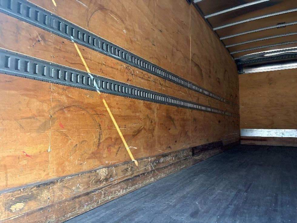 Medium Duty Box Truck-Light and Medium Duty Trucks-Freightliner-2020-M2-Mebane-NC-227,466\n\t\tmiles-$ 47,250 - Image 11