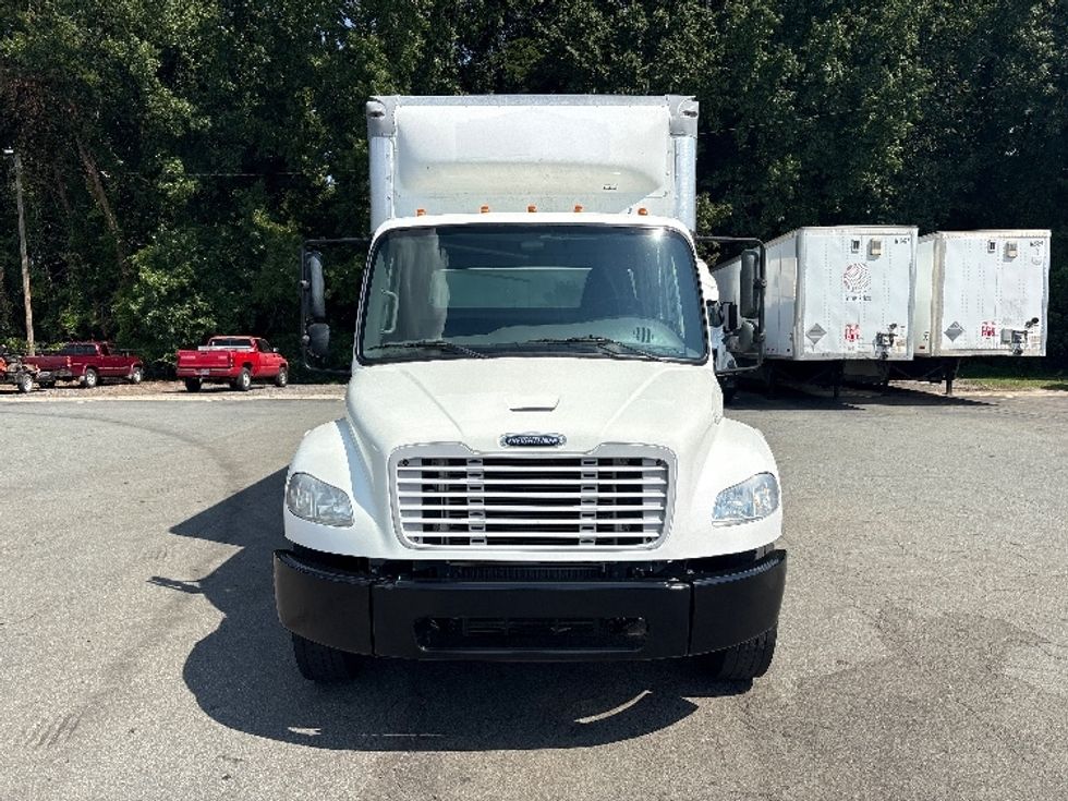 Medium Duty Box Truck-Light and Medium Duty Trucks-Freightliner-2020-M2-Mebane-NC-240,434\n\t\tmiles-$ 50,250 - Image 2
