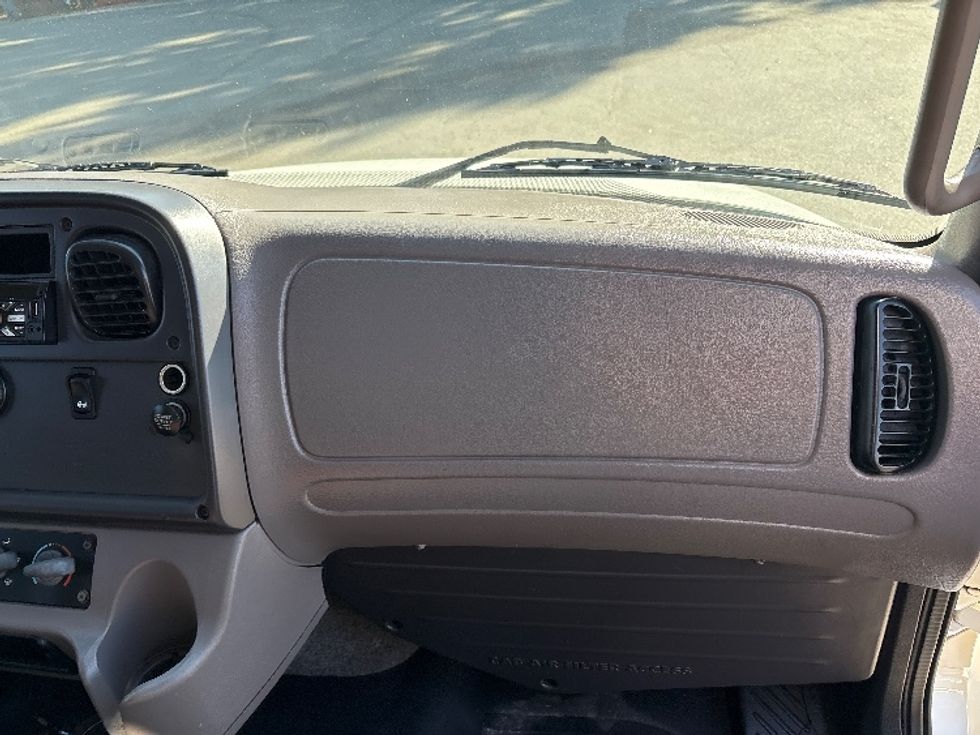 Medium Duty Box Truck-Light and Medium Duty Trucks-Freightliner-2020-M2-Mebane-NC-240,434\n\t\tmiles-$ 50,250 - Image 20