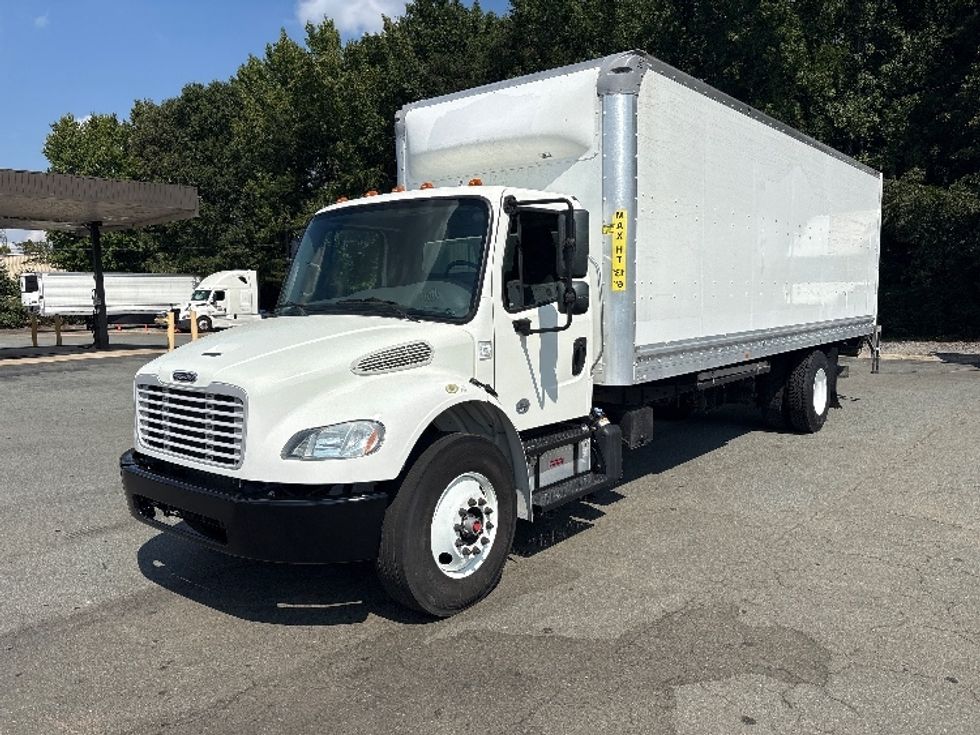 Medium Duty Box Truck-Light and Medium Duty Trucks-Freightliner-2020-M2-Mebane-NC-240,434\n\t\tmiles-$ 50,250 - Image 3