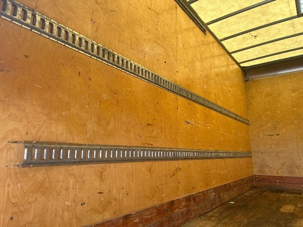 Medium Duty Box Truck-Light and Medium Duty Trucks-Freightliner-2020-M2-Mebane-NC-63,599\n\t\tmiles-$ 56,250 - Image 11