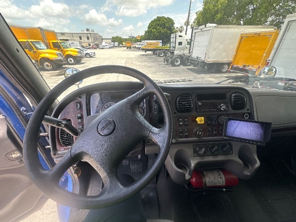 Medium Duty Box Truck-Light and Medium Duty Trucks-Freightliner-2020-M2-Medley-FL-114,142\n\t\tmiles-$ 67,500 - Image 15