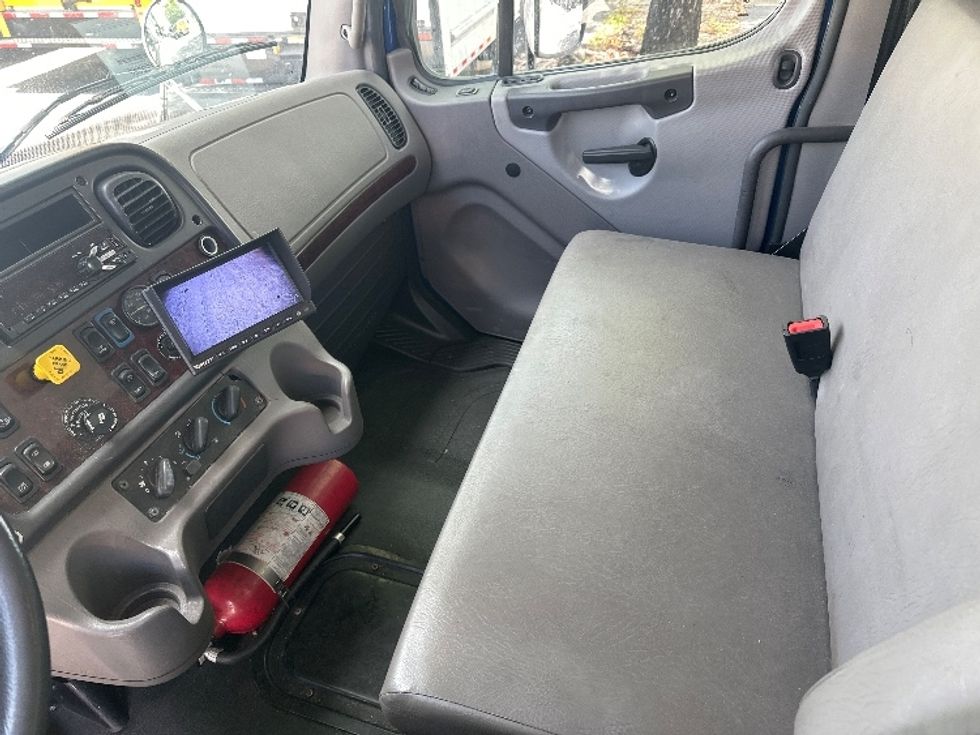 Medium Duty Box Truck-Light and Medium Duty Trucks-Freightliner-2020-M2-Medley-FL-114,142\n\t\tmiles-$ 67,500 - Image 16