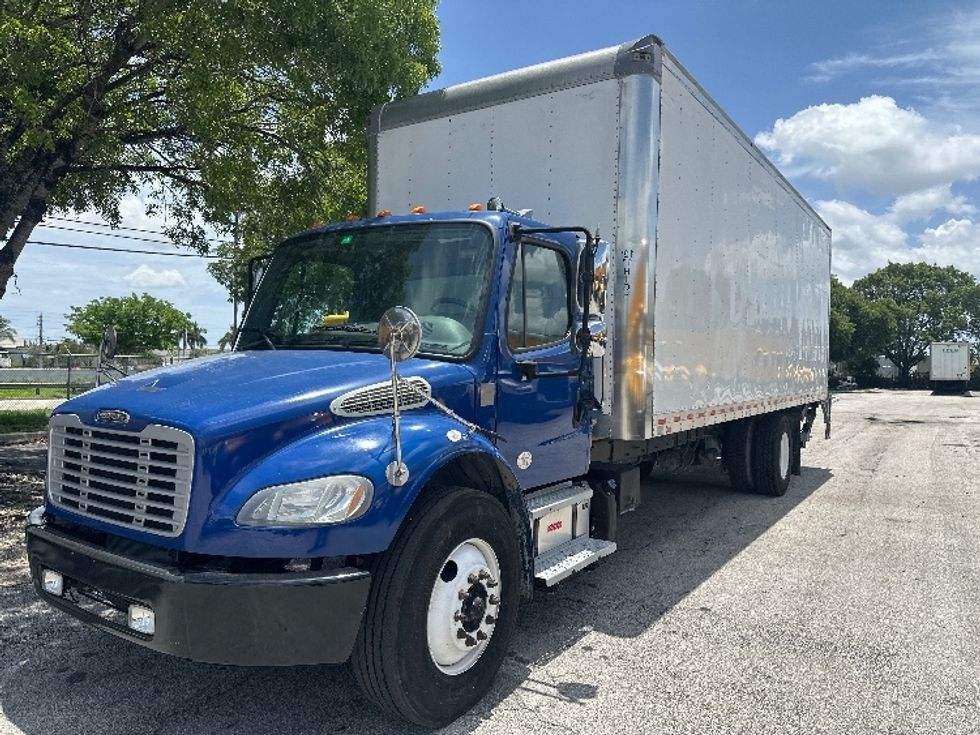 Medium Duty Box Truck-Light and Medium Duty Trucks-Freightliner-2020-M2-Medley-FL-114,142\n\t\tmiles-$ 67,500 - Image 3