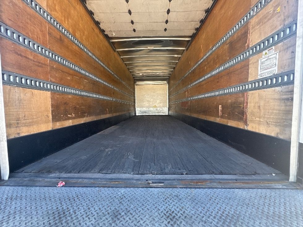 Medium Duty Box Truck-Light and Medium Duty Trucks-Freightliner-2020-M2-Medley-FL-169,374\n\t\tmiles-$ 56,750 - Image 10