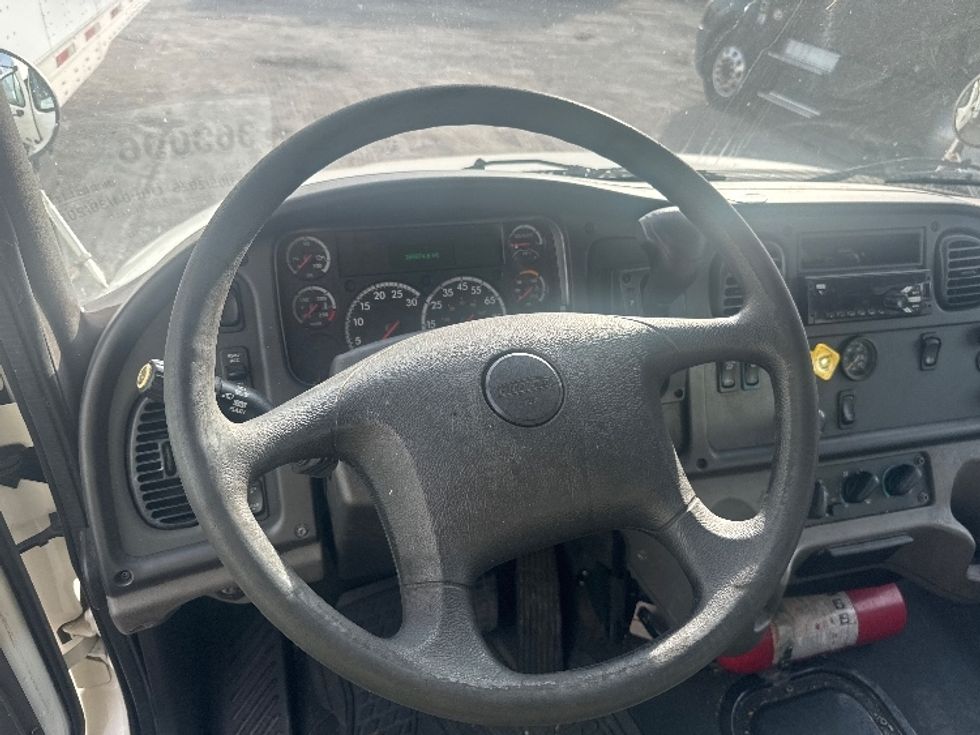 Medium Duty Box Truck-Light and Medium Duty Trucks-Freightliner-2020-M2-Medley-FL-169,374\n\t\tmiles-$ 56,750 - Image 18
