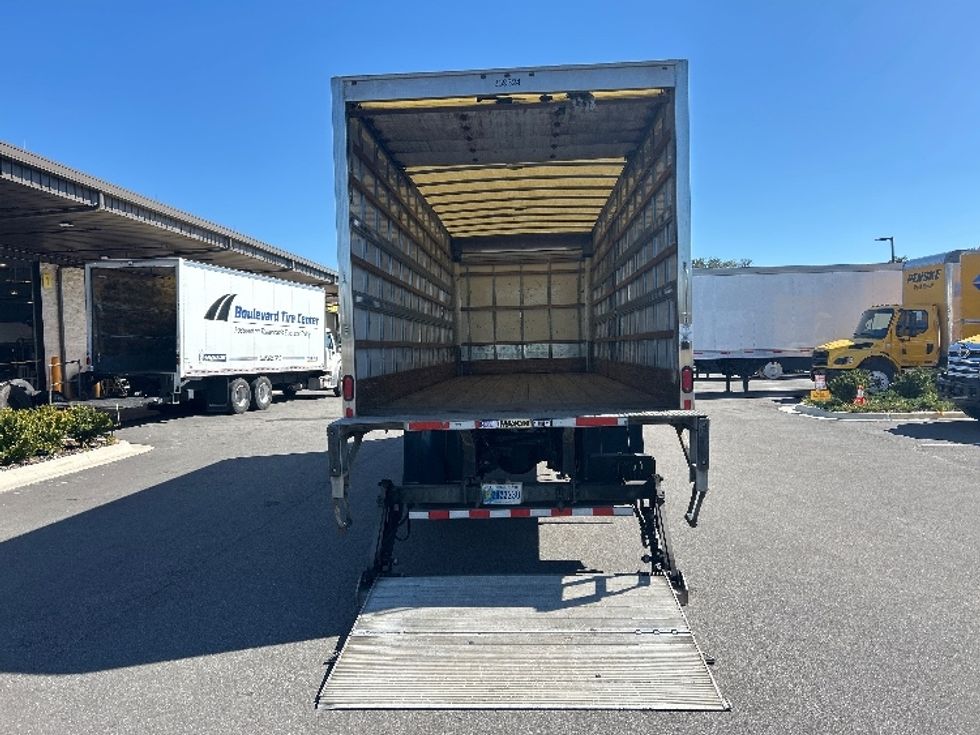 Medium Duty Box Truck-Light and Medium Duty Trucks-Freightliner-2020-M2-Medley-FL-172,917\n\t\tmiles-$ 52,000 - Image 17