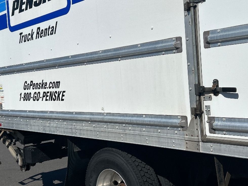 Medium Duty Box Truck-Light and Medium Duty Trucks-Freightliner-2020-M2-Medley-FL-172,917\n\t\tmiles-$ 52,000 - Image 27