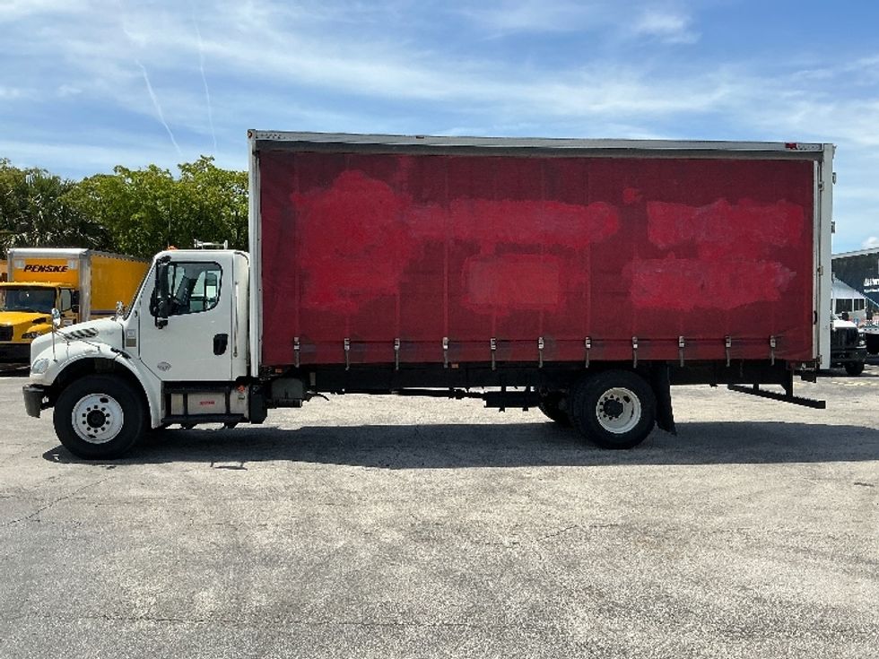 Medium Duty Box Truck-Light and Medium Duty Trucks-Freightliner-2020-M2-Medley-FL-212,251\n\t\tmiles-$ 37,250 - Image 3