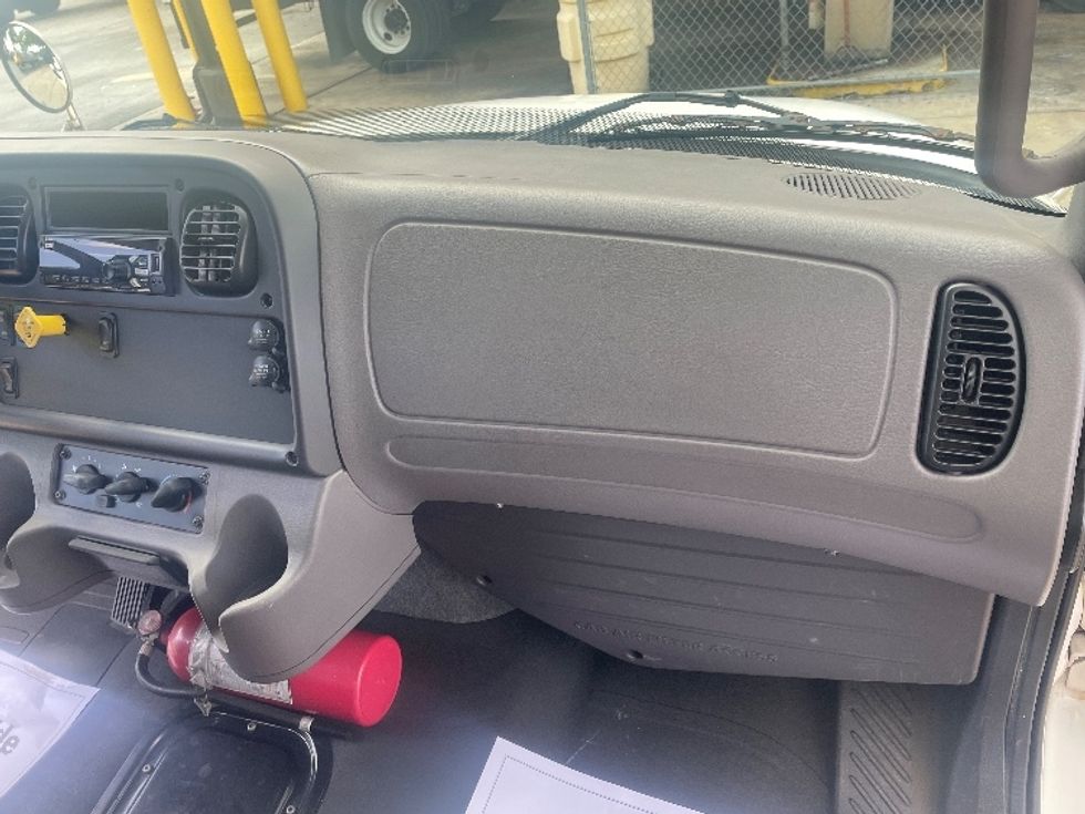 Medium Duty Box Truck-Light and Medium Duty Trucks-Freightliner-2020-M2-Medley-FL-224,962\n\t\tmiles-$ 30,750 - Image 20