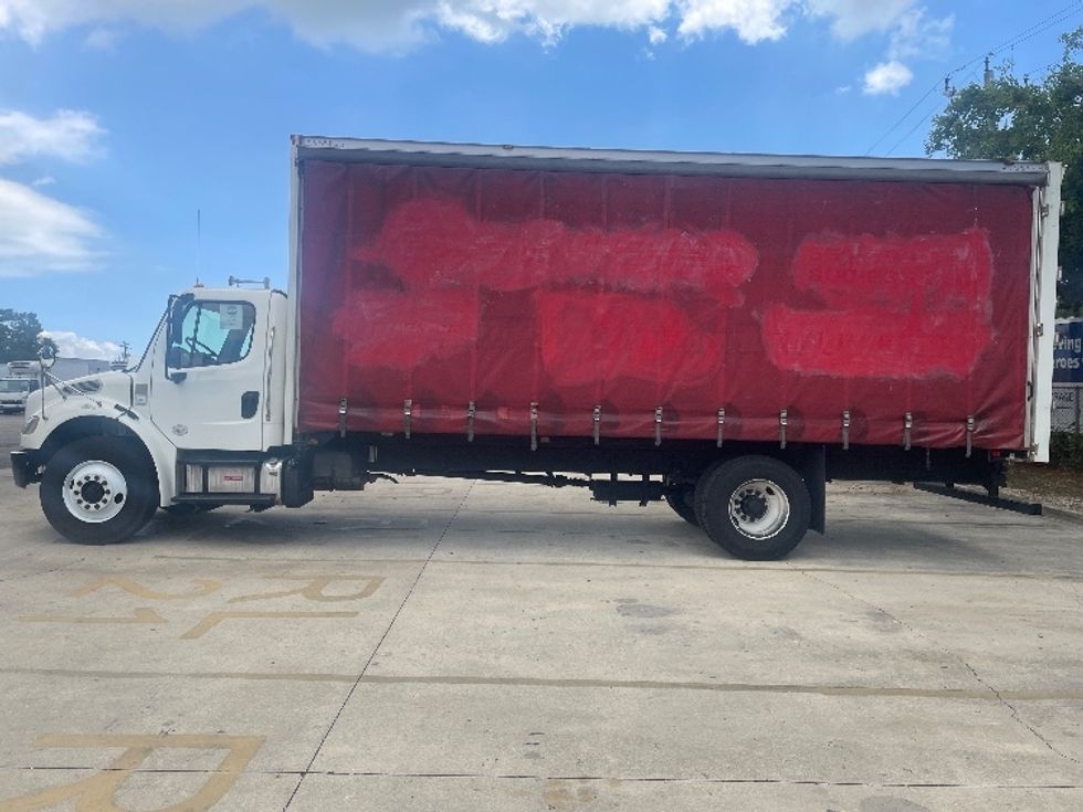 Medium Duty Box Truck-Light and Medium Duty Trucks-Freightliner-2020-M2-Medley-FL-224,962\n\t\tmiles-$ 30,750 - Image 4