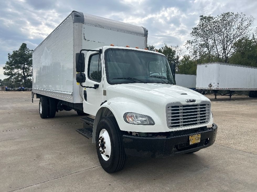 Medium Duty Box Truck-Light and Medium Duty Trucks-Freightliner-2020-M2-Memphis-TN-224,328\n\t\tmiles-$ 40,500 - Image 1