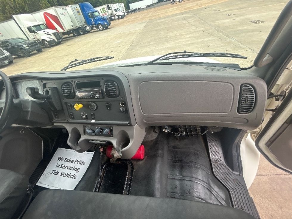 Medium Duty Box Truck-Light and Medium Duty Trucks-Freightliner-2020-M2-Memphis-TN-224,328\n\t\tmiles-$ 40,500 - Image 21